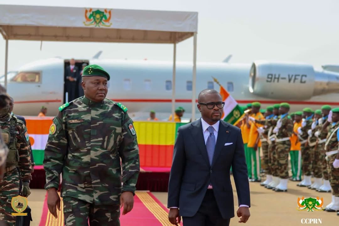Shugaban Benin Ya Sauka Nijar Domin Ziyarar Aiki Ta Farko