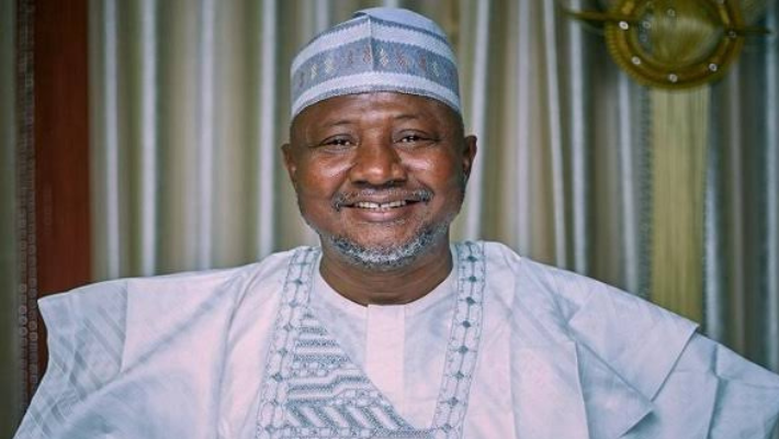 Sanata mai wakiltar Kebbi ta Kudu, Garba Maidoki, ya sauya sheƙa daga jam’iyyar APC zuwa ADC