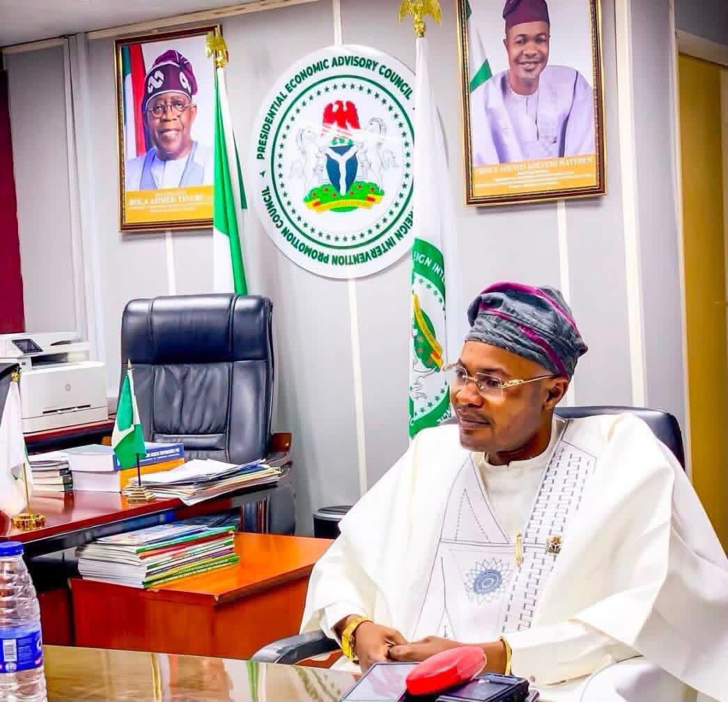 Kotu ta ba da umarnin kamo Adeniyi Adeyemi kan zargin ƙirƙirar hukumar bogi a Nijeriya
